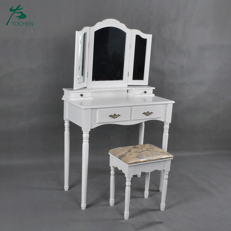 Triple Mirrors Bedroom Furniture Wooden Vanity Dressing Table