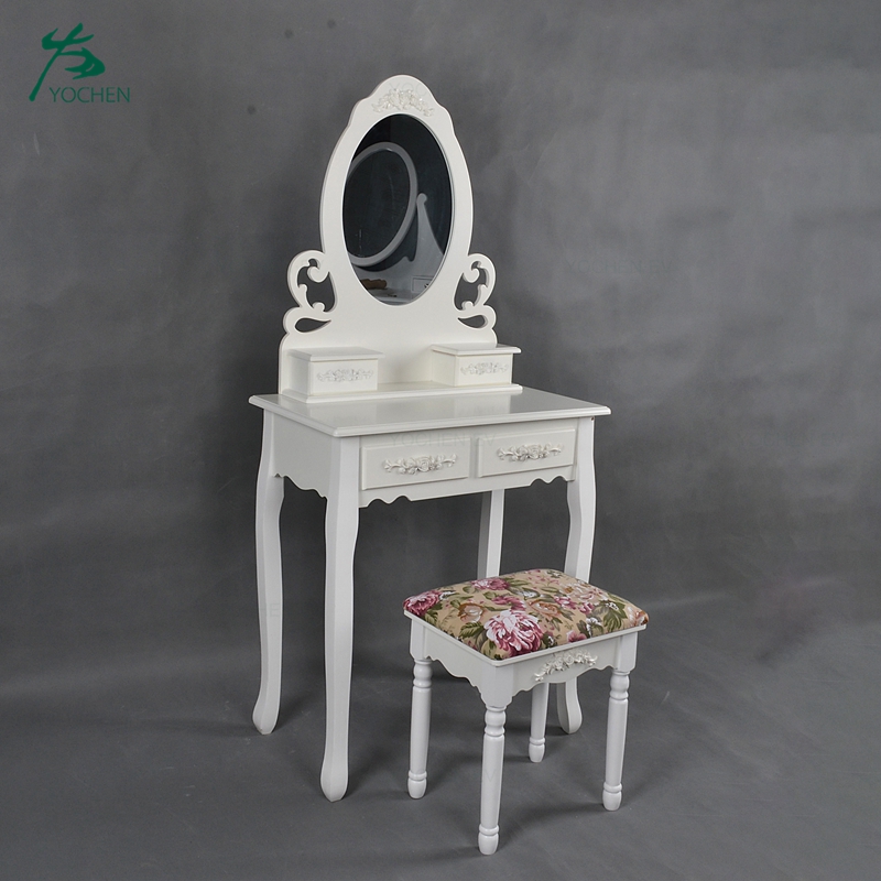 Triple Mirrors Bedroom Furniture Wooden Vanity Dressing Table